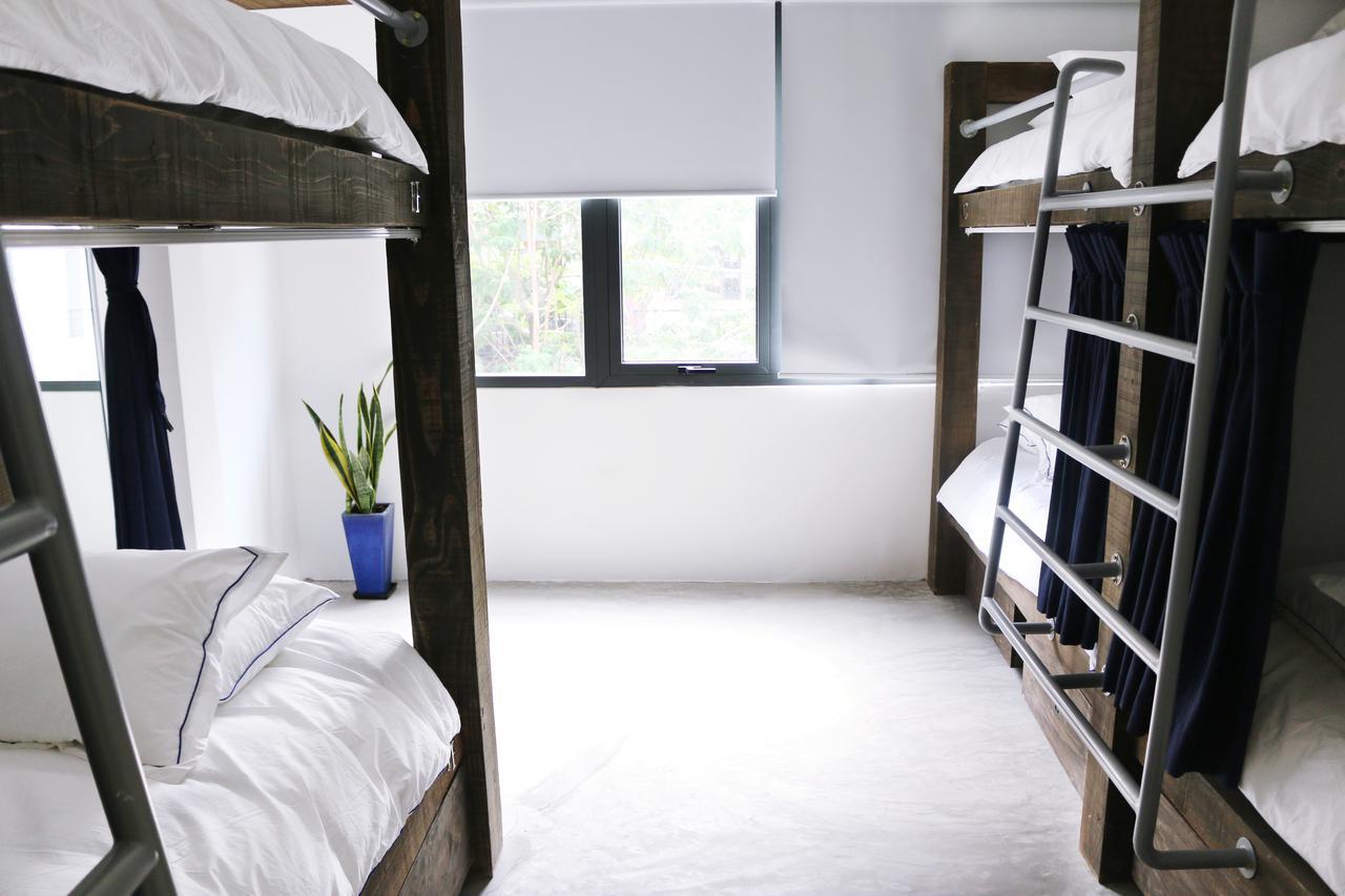 The Dorm Saigon (Adults Only) Hostel Ho Chi Minh City Bagian luar foto